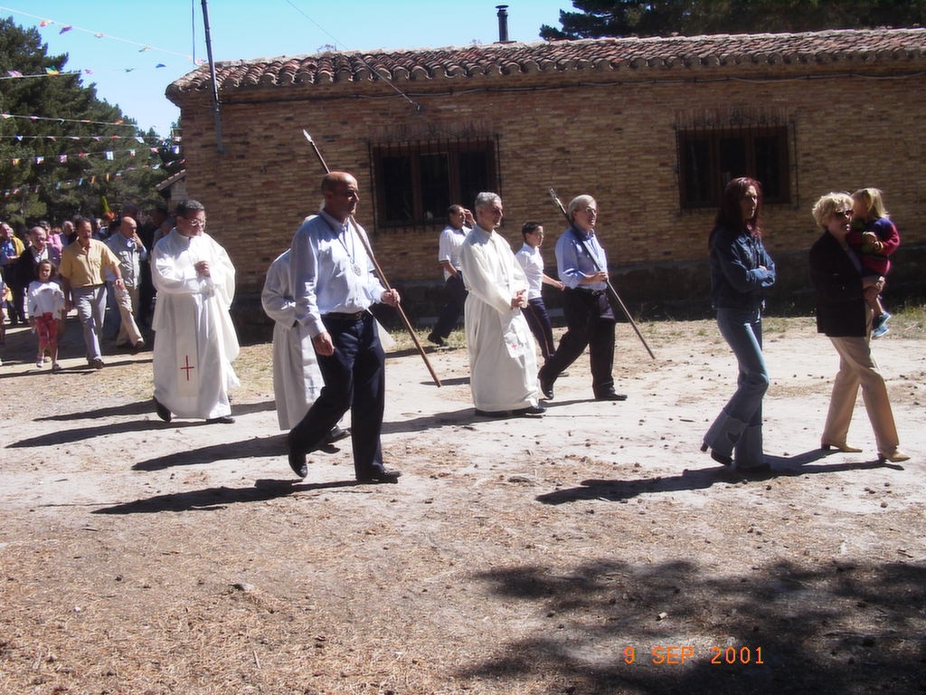0901-02 Llano Procesión al Altar